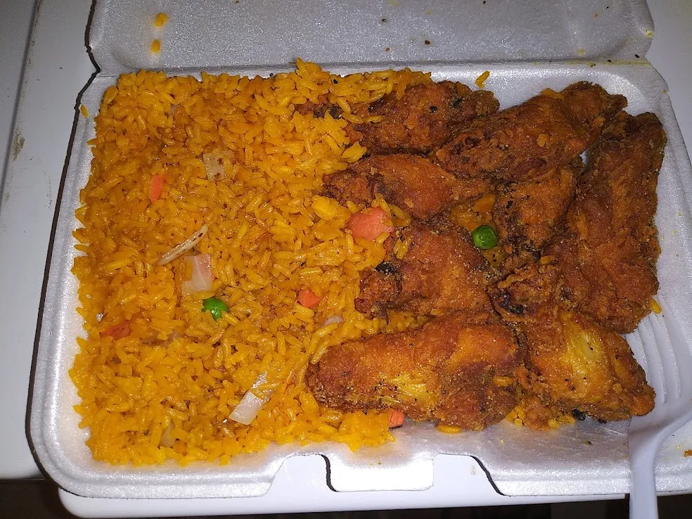 8 Piece Wings and Fried Rice